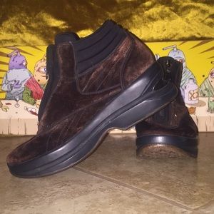 Vintage Velvet Reebok Platforms